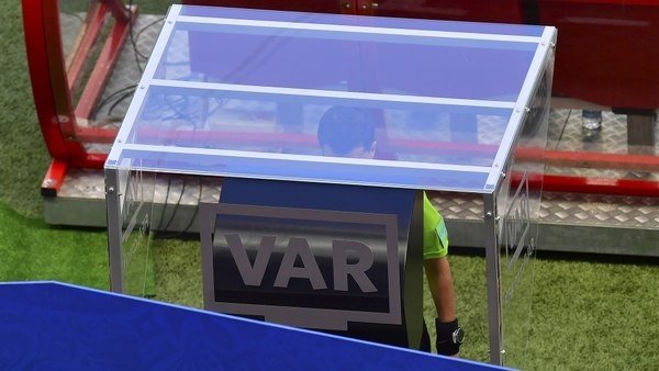 Francia 2-Australia 1: Las diferencias entre el VAR y DAG: cómo influyó la tecnología en el triunfo galo Francia 2-Australia 1: Las diferencias entre el VAR y DAG: cómo influyó la tecnología en el triunfo galo