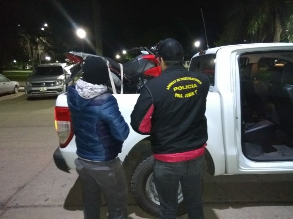 Encuentran en Colón una moto robada en Junín Encuentran en Colón una moto robada en Junín