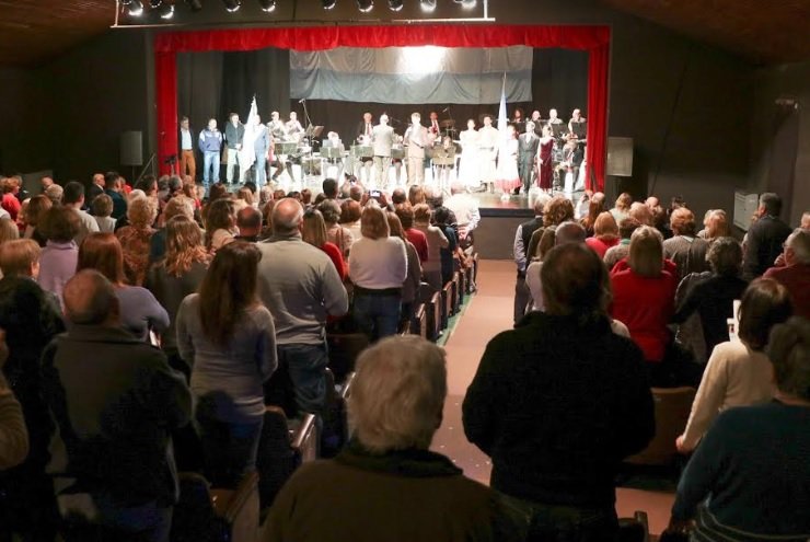 Hubo velada de gala por el 20 de junio Hubo velada de gala por el 20 de junio
