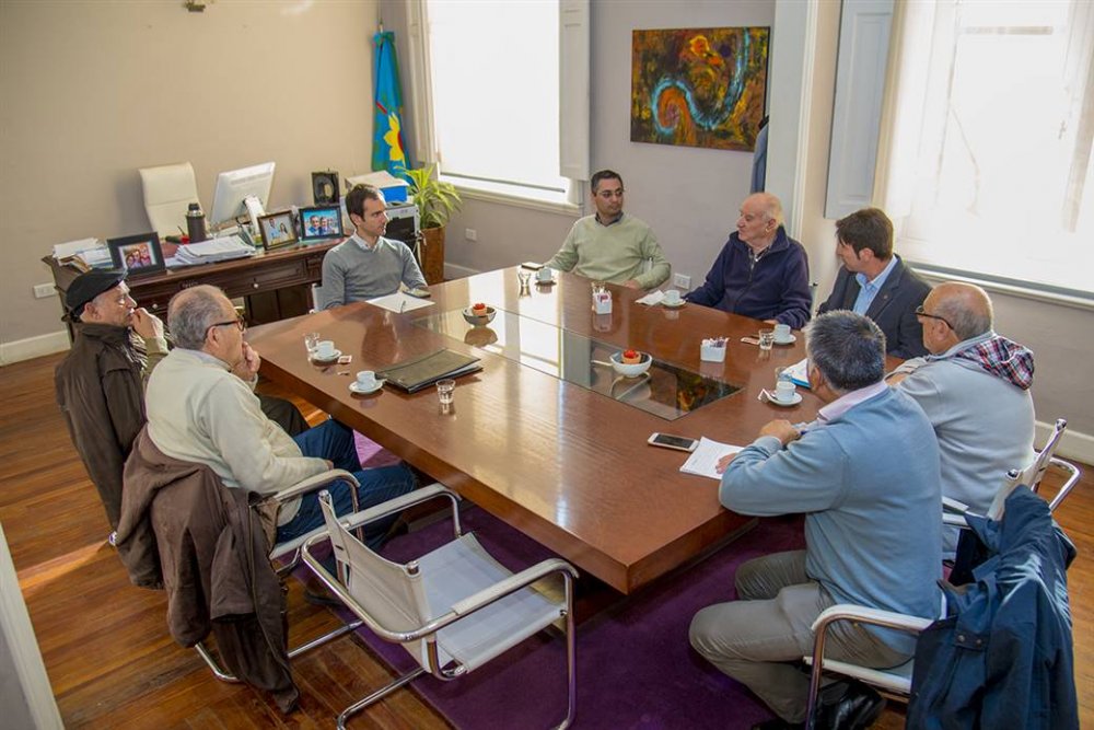 Petrecca recibió a fomentistas de los barrios El Picaflor y Pueblo Nuevo Petrecca recibió a fomentistas de los barrios El Picaflor y Pueblo Nuevo