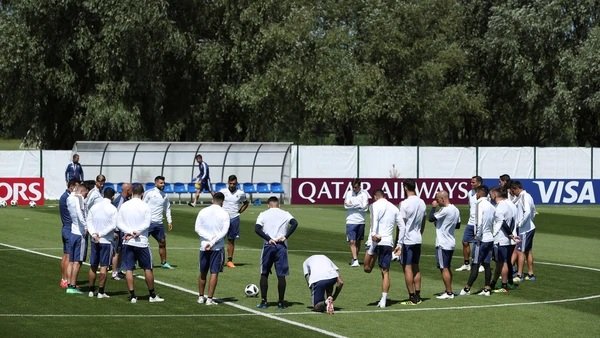 Así vivió la selección argentina el triunfo de Nigeria 2-Islandia 0: "Gritamos los goles con bronca" Así vivió la selección argentina el triunfo de Nigeria 2-Islandia 0: "Gritamos los goles con bronca"