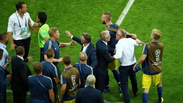 Tras los incidentes durante la agónica victoria, Alemania le pidió disculpas públicas a Suecia Tras los incidentes durante la agónica victoria, Alemania le pidió disculpas públicas a Suecia