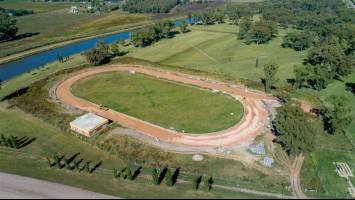 Avanzan los trabajos en la Pista de Atletismo Avanzan los trabajos en la Pista de Atletismo