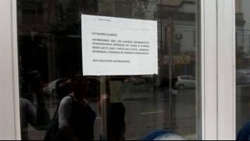 ¿Para evitar a los sin techo? Bancos cierran cajeros por las noches aprovechando un vacío legal ¿Para evitar a los sin techo? Bancos cierran cajeros por las noches aprovechando un vacío legal
