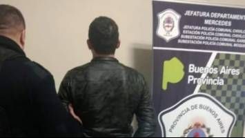 Un detenido por tentativa de hurto de vehículo dejado en la vía pública y resistencia a la autoridad Un detenido por tentativa de hurto de vehículo dejado en la vía pública y resistencia a la autoridad
