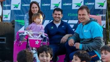 Gran cantidad de chicos participaron en el sorteo de la bicicleta Gran cantidad de chicos participaron en el sorteo de la bicicleta