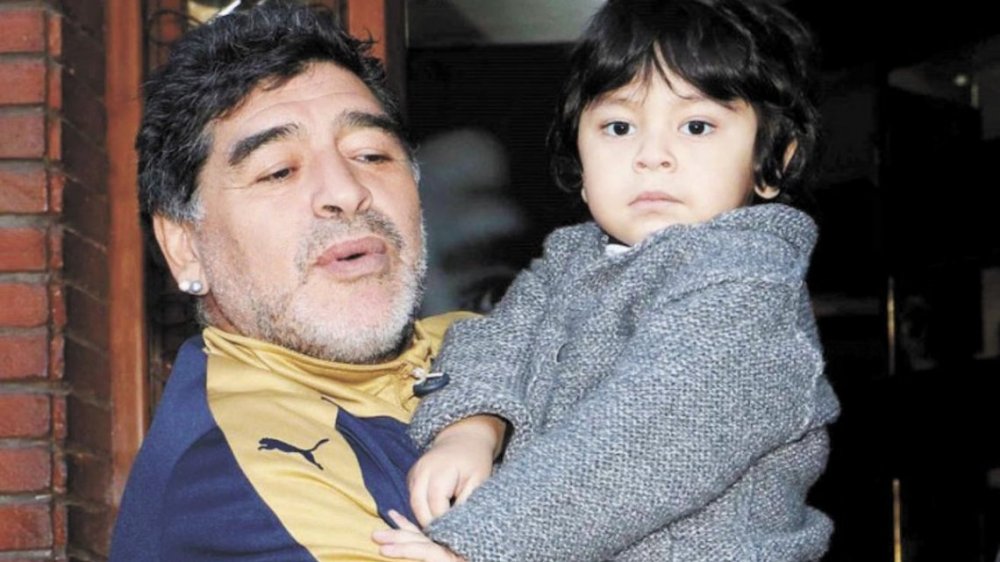 Diego Maradona se reencontró con Dieguito Fernando: 