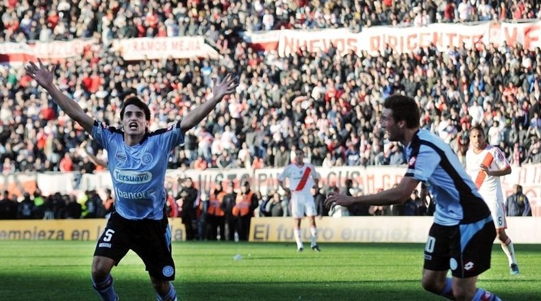 Maillot Domicile Club Atlético Belgrano Córdoba 2003/2004 - Mitre, Taille M (homme, Occasion)