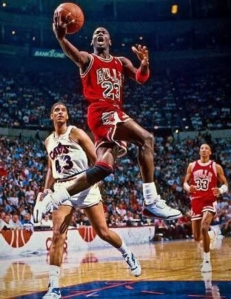 Hace 16 años, Michael Jordan se retiraba del básquet