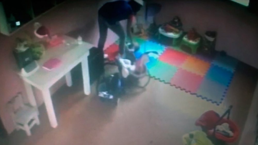 La Plata: ordenan la detención de la maestra que maltrataba a bebés en el jardín maternal