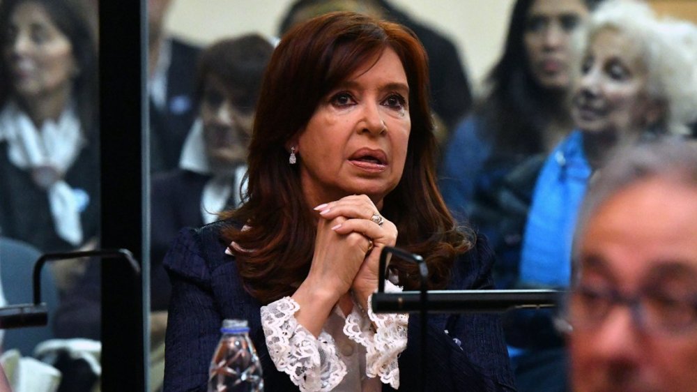 El fiscal se opuso a que Cristina Kirchner viaje a Cuba a ver a su hija Florencia