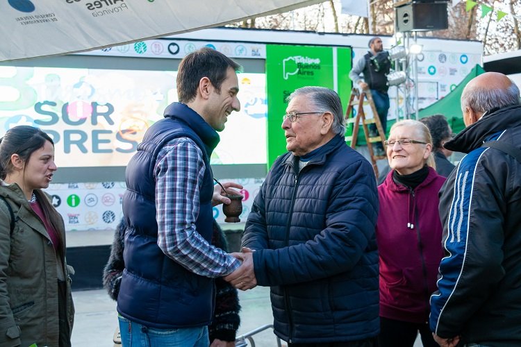 Gran cantidad de vecinos disfrutaron del tráiler turístico de la Provincia