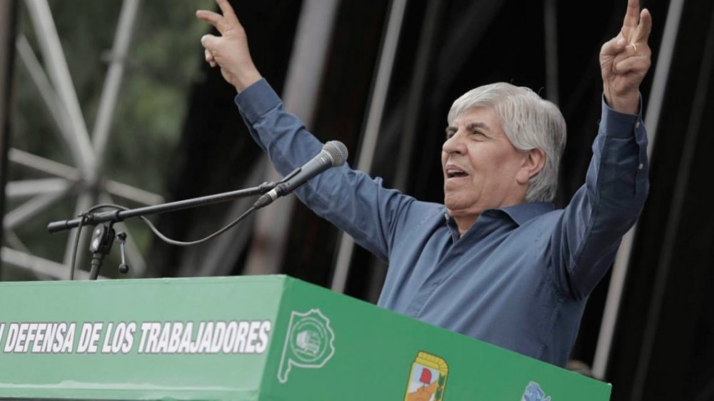 Hugo Moyano demandará a Adrián Suar por 