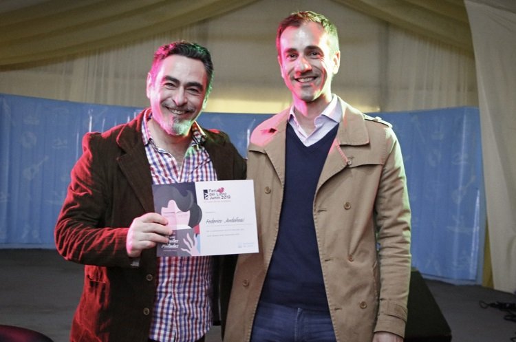 Petrecca recibió al reconocido escritor Federico Andahazi