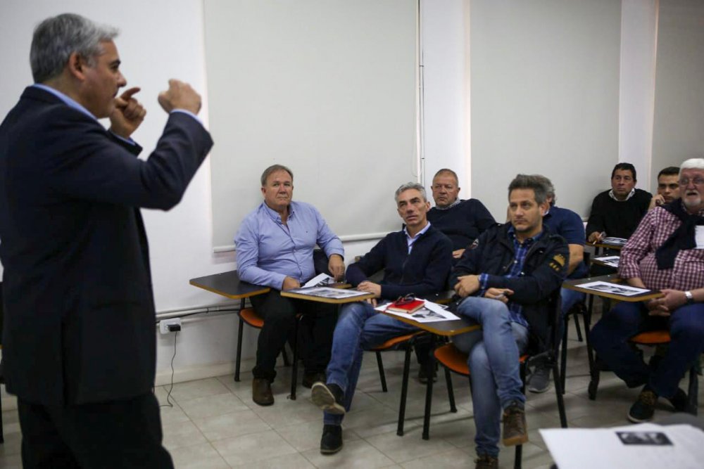 Mario Meoni: “Junto a más de 500 personas debatimos las propuestas”