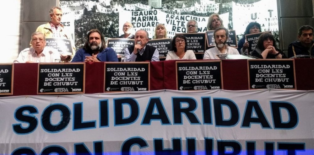 Los docentes convocaron a un paro nacional para el jueves por el conflicto en Chubut