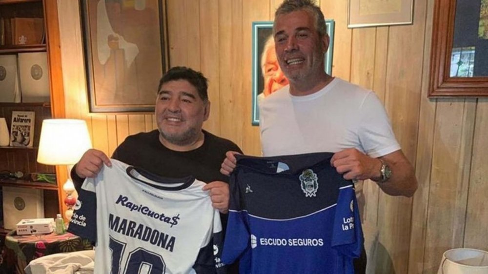 La continuidad de Maradona en Gimnasia se definiría este sábado en las elecciones