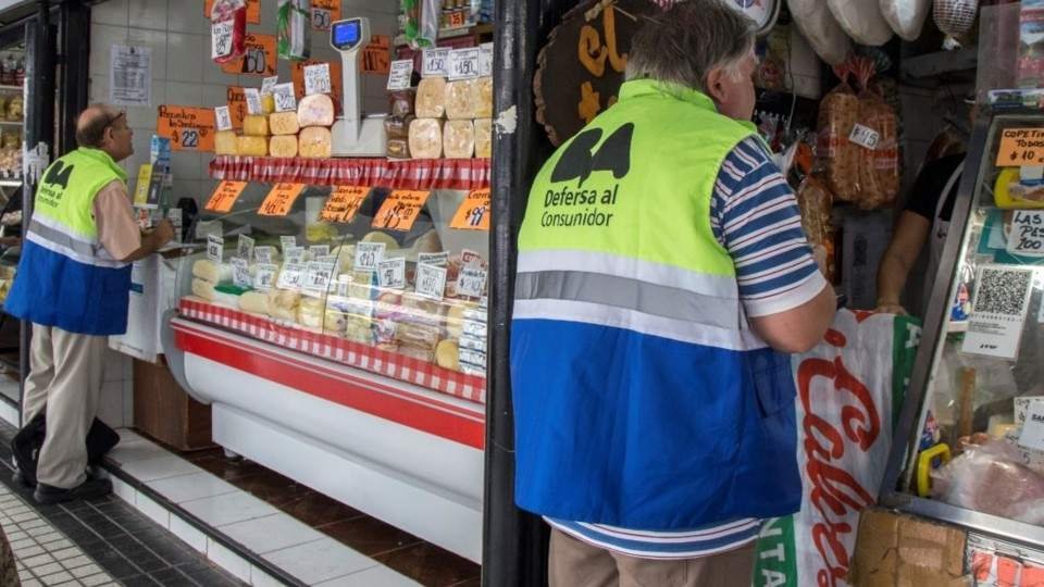 Sancionarán a los comercios que no acepten billetes de $5 hasta el 1 de febrero