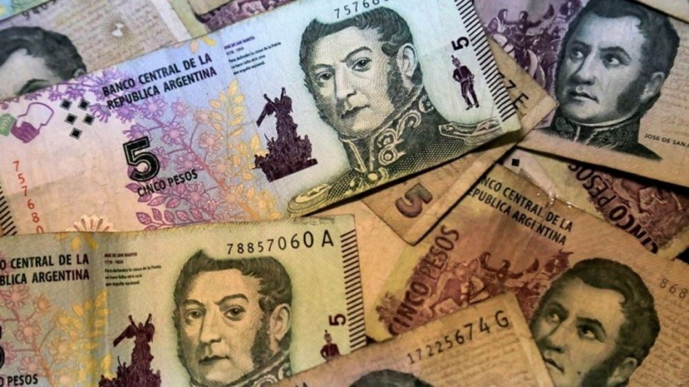 Los billetes de 5 pesos llegan a su fin: sólo queda una semana para poder usarlos en comercios