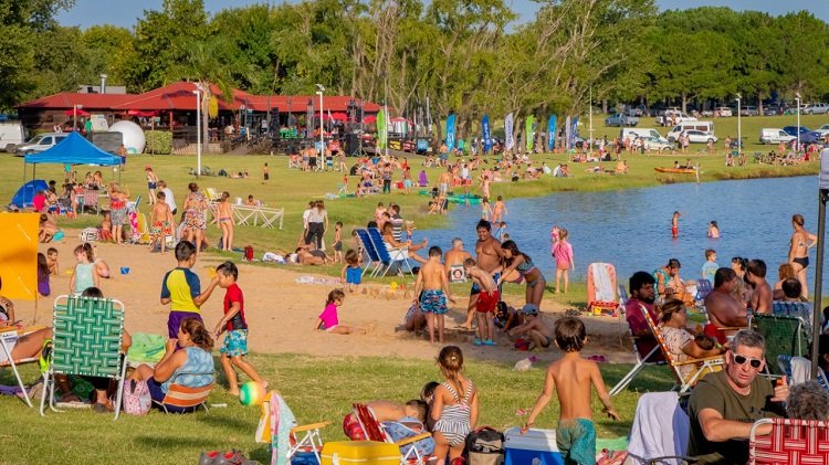 Ocupación hotelera y extrahotelera colmada por los feriados de Carnaval