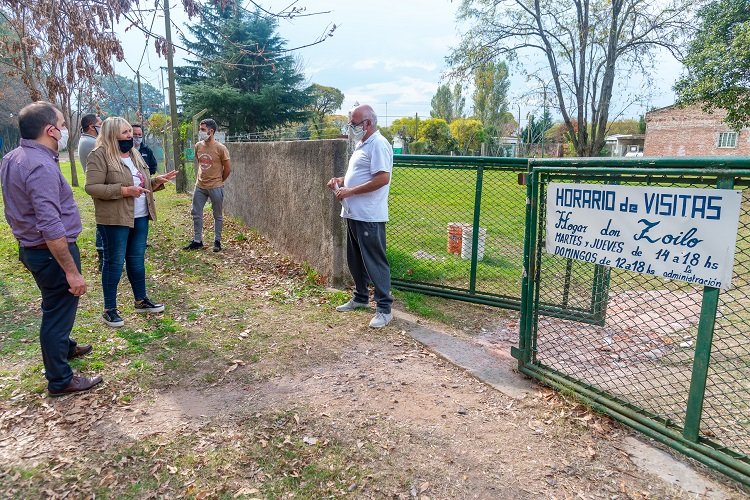 Funcionarios municipales visitaron el Hogar de Ancianos Don Zoilo 