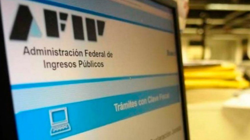 Monotributo: la AFIP suspendió también en mayo las bajas de oficio por falta de pago