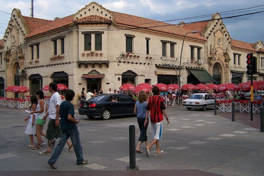 Petrecca elevará al HCD un proyecto de emergencia para Gastronómicos y Hoteles