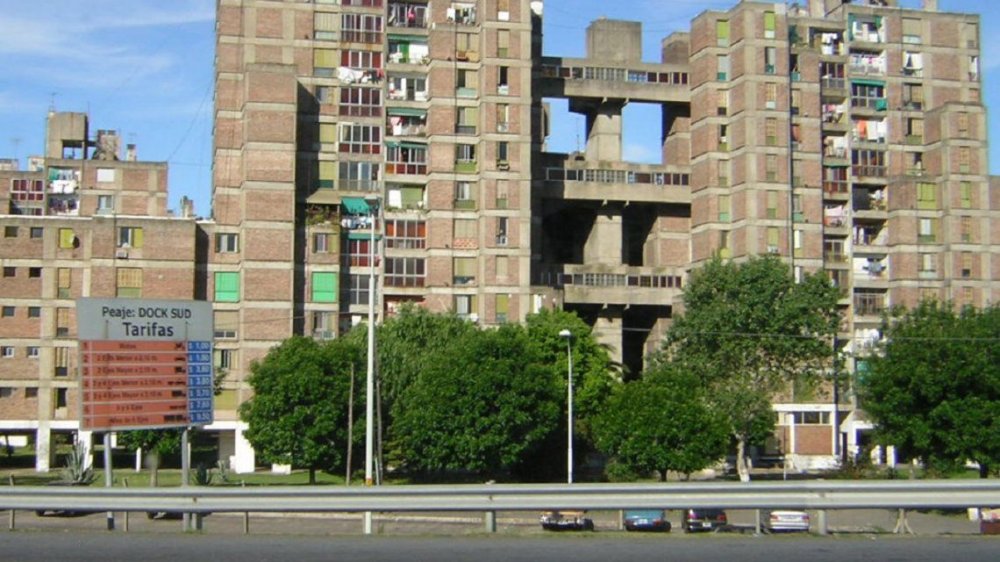 Avellaneda: mataron a tiros a un hombre y por el hecho detuvieron a su esposa