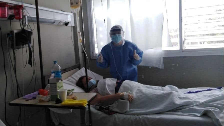Covid 19: Una mujer internada en el HIGA comenzó el tratamiento con ...