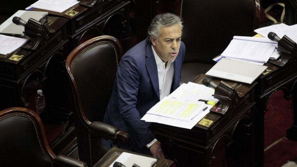 Alfredo Cornejo: 