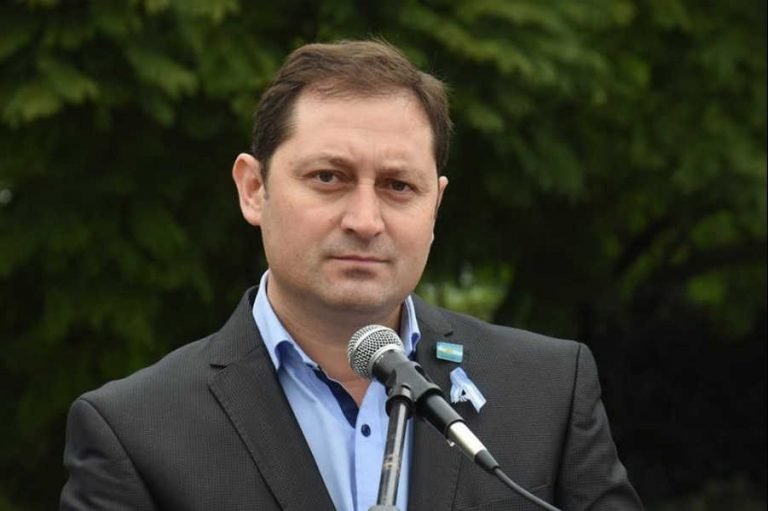 Serenal anunció un aumento salarial del 20% para los empleados municipales