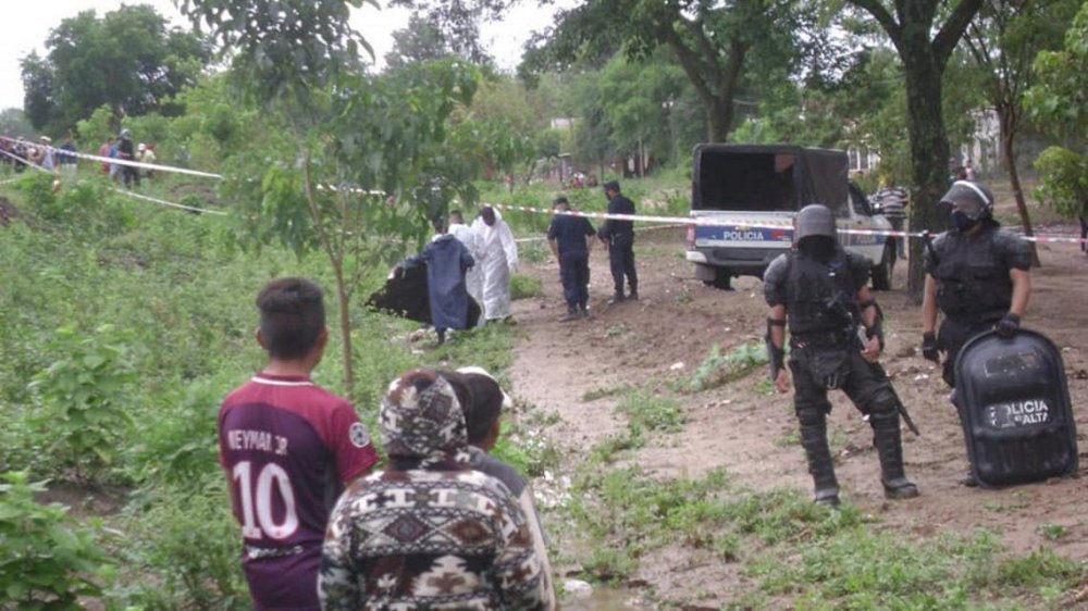 Conmoción en Salta: hallaron en un desagüe el cadáver de una chica de 15 años que había desaparecido