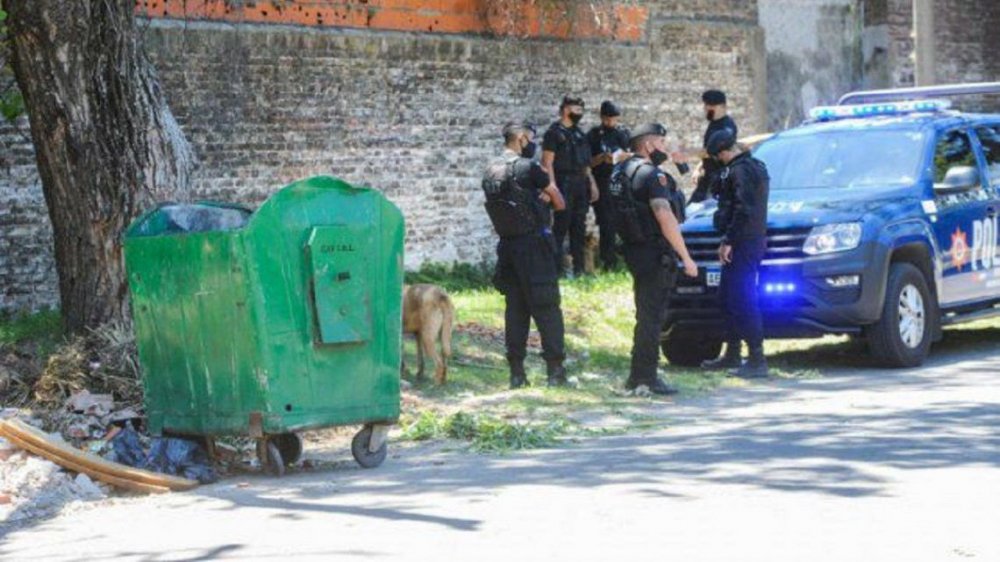 Rosario: hallaron dos cadáveres descuartizados en un volquete