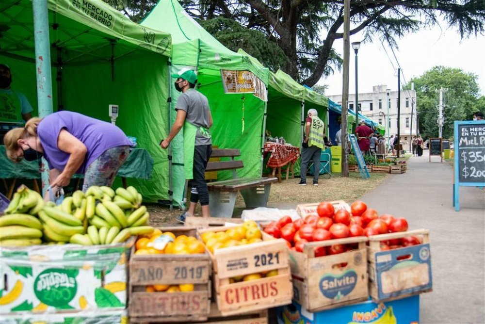 Productores destacaron la posibilidad laboral que brinda el programa Mercado en tu Barrio