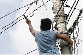 Condena a 1 año y 6 meses de prisión por hurto de energía en Junín