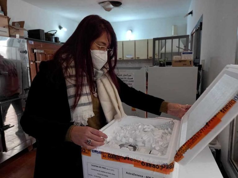 Arribó a Junín un nuevo lote con 800 dosis de la vacuna AstraZeneca