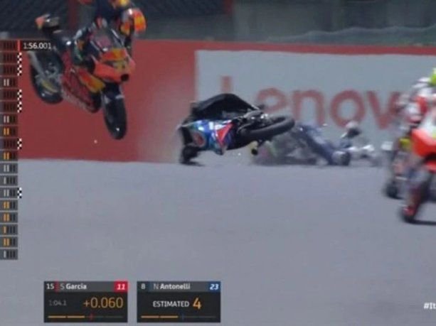 El tremendo accidente de Dupasquier en Moto3