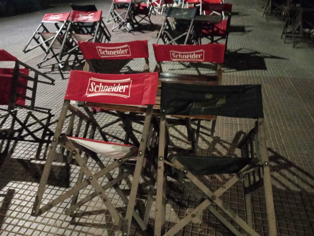 Los gastronómicos podrán atender hasta las 19 y sólo al aire libre