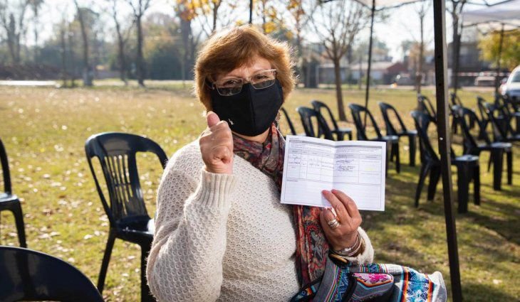 Coronavirus: los recuperados y luego vacunados tienen 