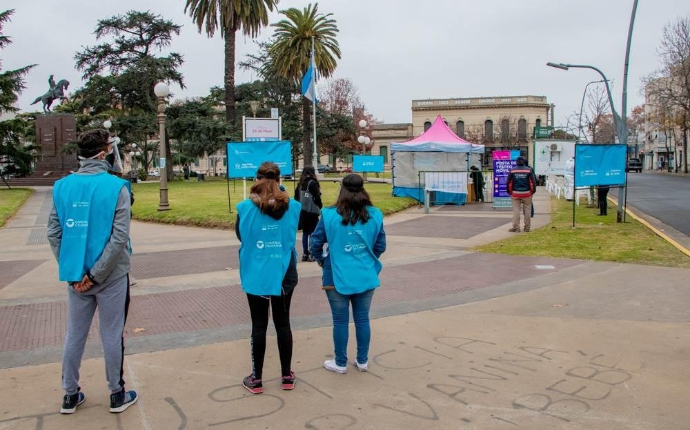 Otra vez hubo se realizaron testeos en la plaza 25 de Mayo