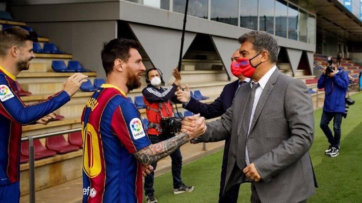 En España afirman que Messi se bajará el 50% de su contrato