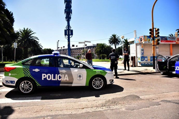 Detienen y desafectan a un policía que disparaba borracho al aire con su arma reglamentaria