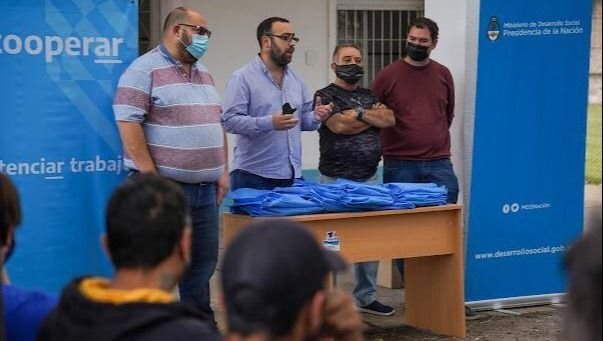 Beneficiarios del programa Cooperar y empleados del nuevo taller ferroviario finalizarán sus estudios primarios y secundarios