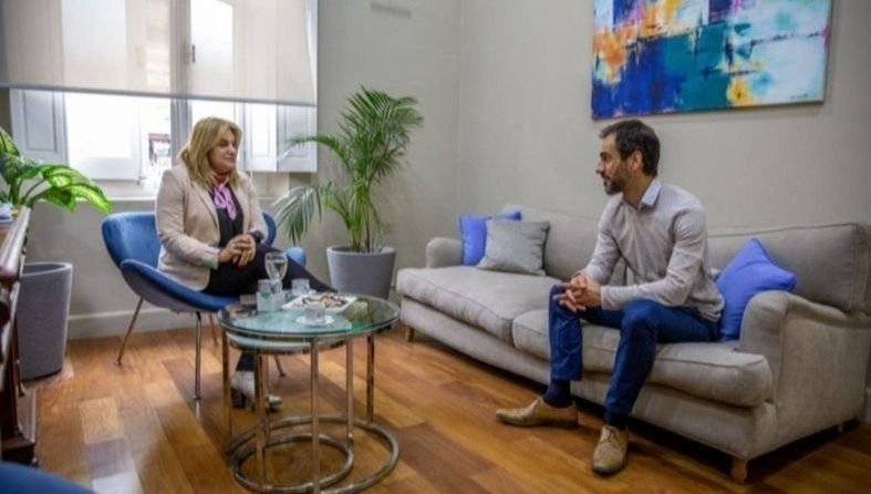 Revilla respaldó a Petrecca y repudió 