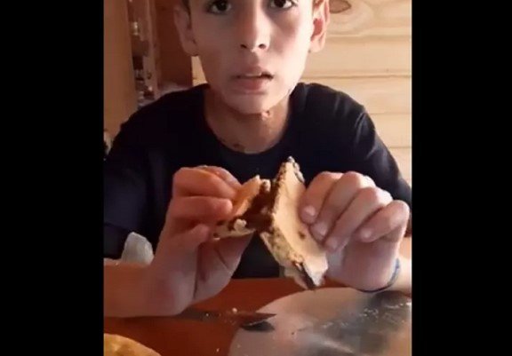 El invento pastelero de Joaquín Nahuel: la deliciosa empanada de chocolate