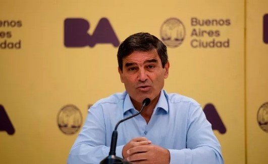Qué dijo Quirós sobre la variante Ómicron: ¿se viene el pase sanitario en la Ciudad?