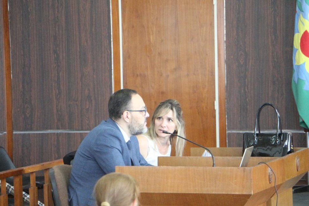 Comenzó el juicio oral contra tres funcionarios públicos