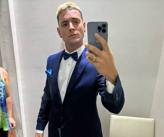 Coscu dijo que tiene COVID-19 y los streamers más populares deben estar aislados