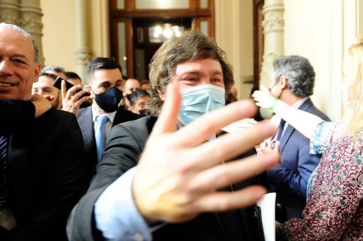 Furor por el sorteo del sueldo de Javier Milei: ya hay 200 mil inscriptos