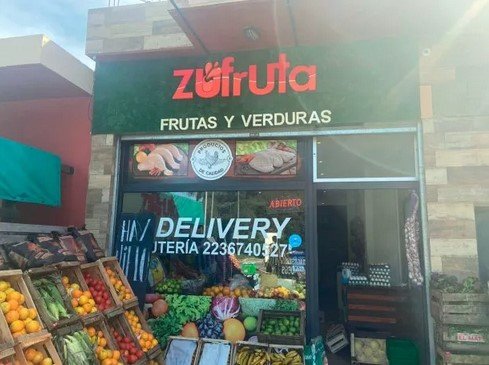 Mar del Plata: un choclo en la playa cuesta $250, cuántos se compran por esa plata en una verdulería